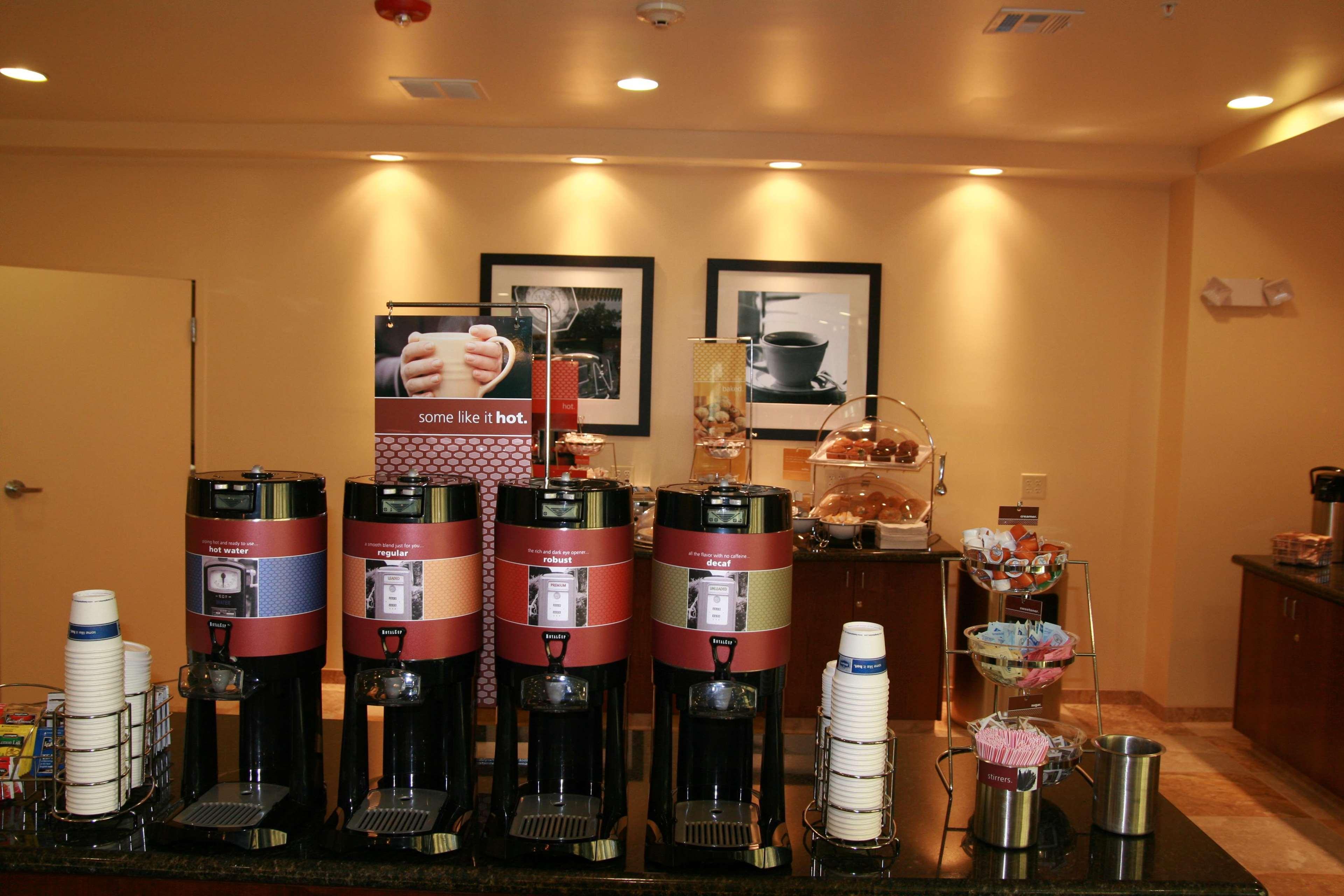 Hampton By Hilton Brentwood Restaurante foto