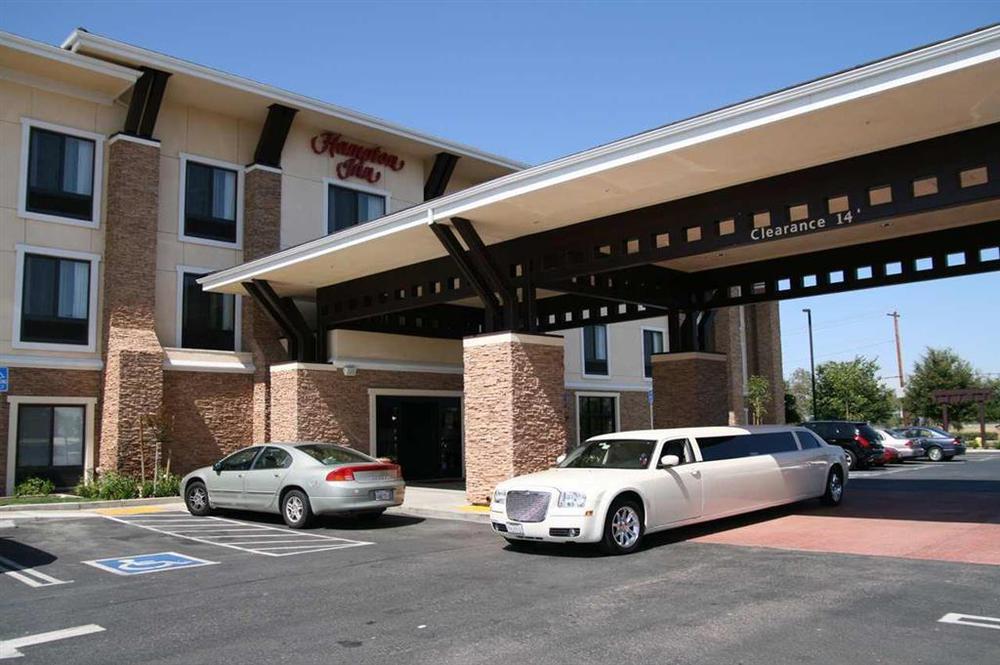 Hampton By Hilton Brentwood Exterior foto